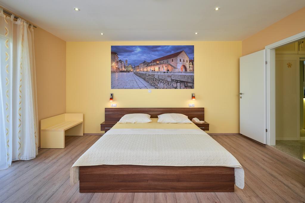 Apartments Komazin Hvar Town Kültér fotó